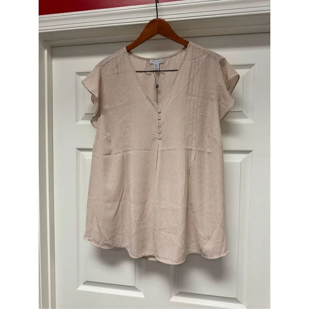 Carolina Belle Nude W/ Micro Polka Dots Button Accented Flutter Sleeve Top sz 1X